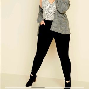 Old Navy Sculpt Rockstar Black Jeans